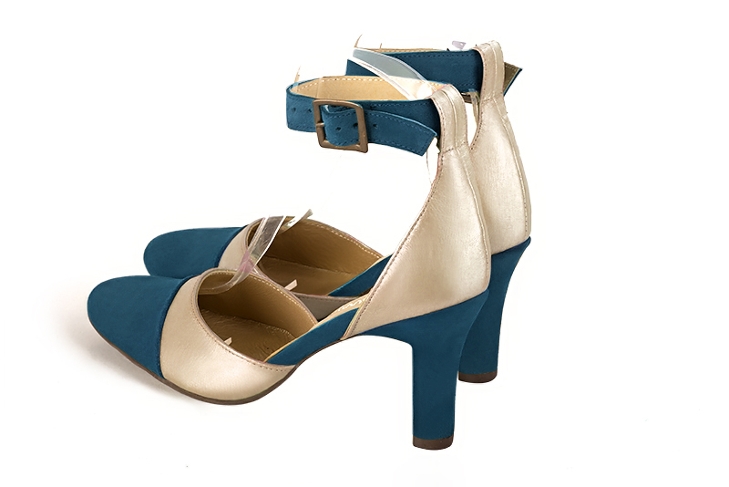 Peacock blue and gold women's open side shoes, with a strap around the ankle. Round toe. High kitten heels. Rear view - Florence KOOIJMAN